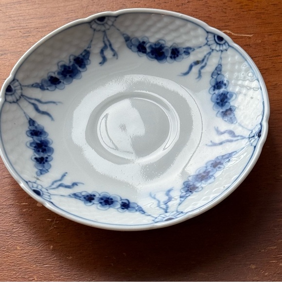 Vintage Bing & Grondahl Empire Demitasse Teacup & Saucer Denmark #108 - Picture 5 of 12